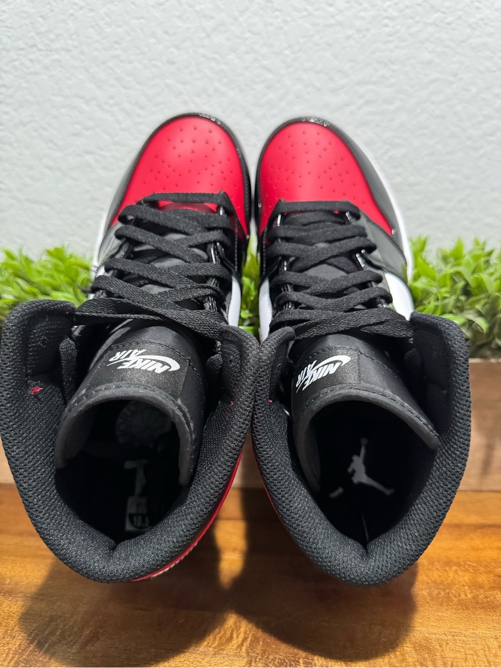 Nike Air Jordan 1 Mid TD Bred Toe Football Cleats FJ6805-601 Men’s Size 10.5 - Picture 10 of 11